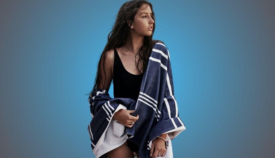 mloda dziewczyna noizz etyka w chirurgii plastycznej